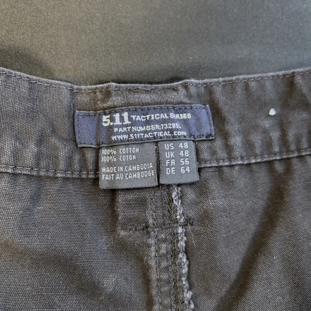 Men's 48 511 tactical heavy canvas black cargo shorts utility gorpcore key ring